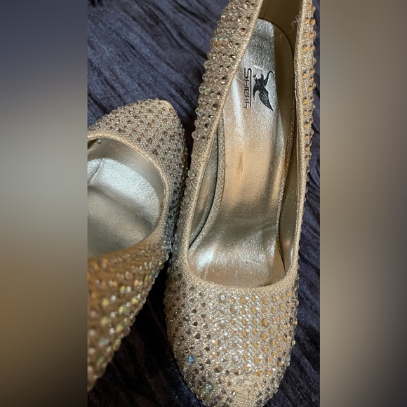 Shrek silver bling shimmery gem stone Rhinestone heels formal attire to shine on - Picture 8 of 16
